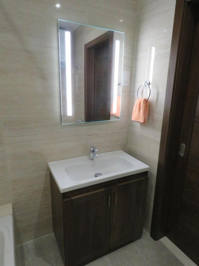Aquamarine Sea Front Apartments - Second Floor マルサスカーラ エクステリア 写真