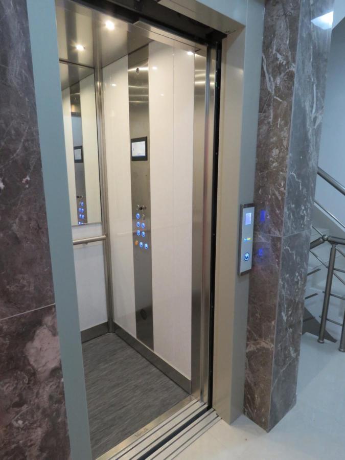 Aquamarine Sea Front Apartments - Second Floor マルサスカーラ エクステリア 写真